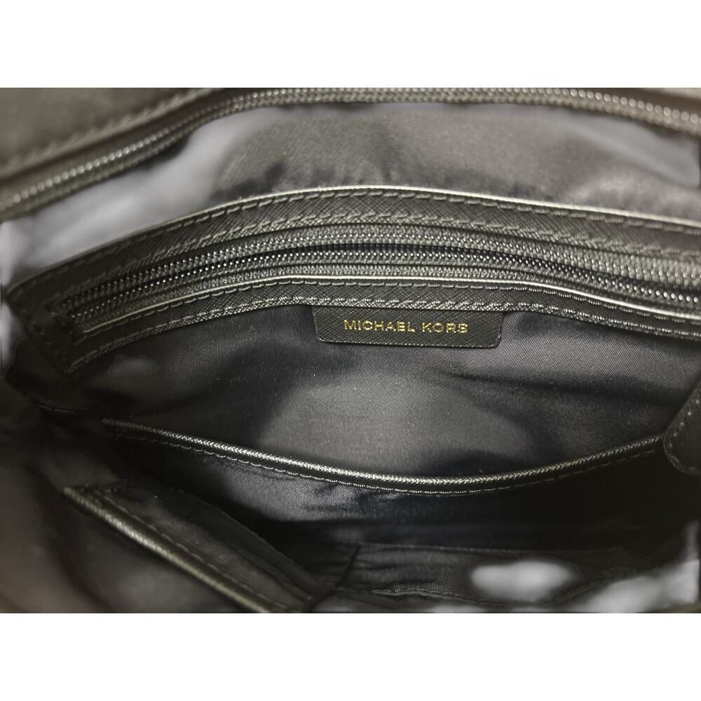 Michael Kors Kelsey Large Black Nylon Crossbody - Picture 4 of 6